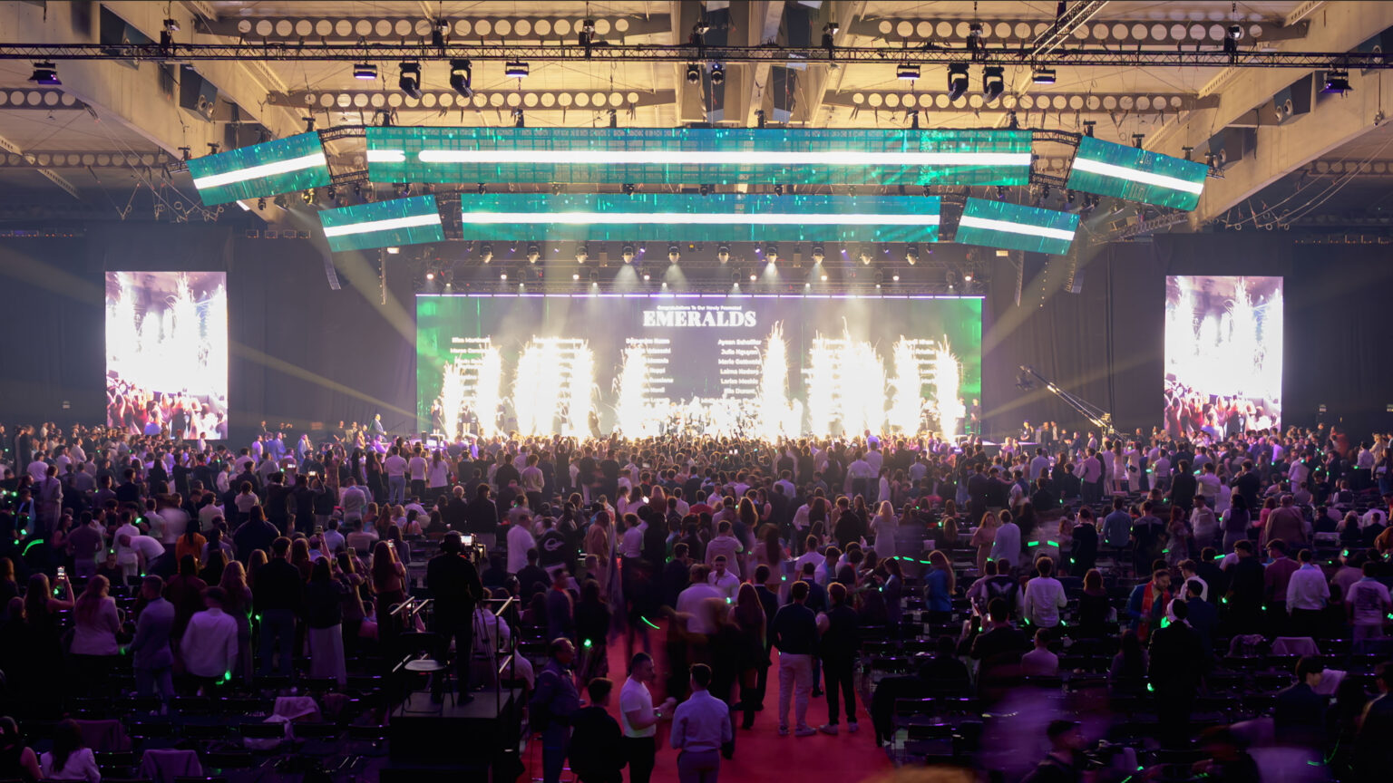 SYNERGY AI BREAKTHROUGH BE CLUB SUMMIT 2025 - BARCELONA Timelapse, Hyperlapse y seguimiento.